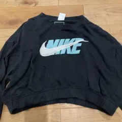 nike クロップド スウェット