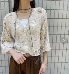 AIC. クロシェスカラップショートカーディガンのサムネイル