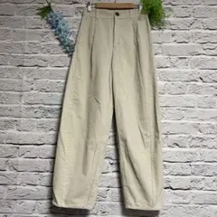 【新品未使用】GU ジーユー アイボリー コーデュロイ テーパードパンツ S