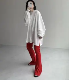 wee9s デイリーデイリースーパーストレッチプリーツフレアパンツ レッド