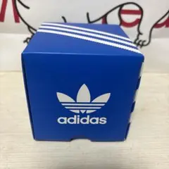 adidas 青 ケース 3本線デザインのサムネイル