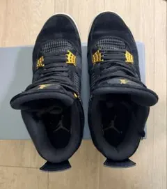 NIKE AIR JORDAN 4 RETRO ゴールド ブラック 27.5cm