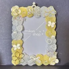 トレカケース　硬質ケース　ホイップデコ　リボン　王冠　花　アプリコット