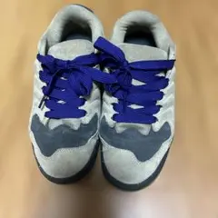 AIR JORDANスニーカー