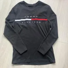 TOMMY HILFIGER ブラック ロングスリーブ 長袖Tシャツ ロンTのサムネイル