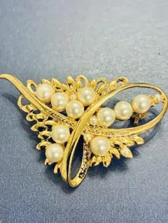 Item thumbnail for item f3b63935-e1f0-4cec-b830-562610f00b1d