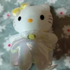 値下げ！非売品！レア！ハローキティ 、ぬいぐるみホワイト
