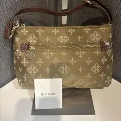 【美品】russet ラシット ポーチ ベージュ系 総柄のサムネイル