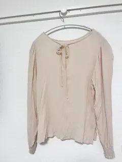 earth music & ecology ピンクベージュ長ブラウス