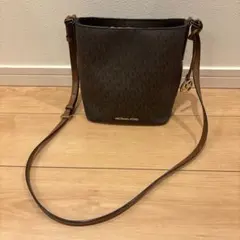 MICHAEL KORS シグネチャー バケット ショルダーバッグのサムネイル