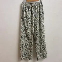 美品　アーバンリサーチドアーズ　フラワープリントイージーパンツ　ボタニカル柄 Sのサムネイル