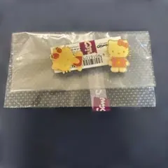 ハローキティ ピンバッジ 2個セットのサムネイル