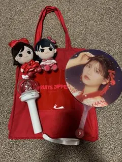 FRUITS ZIPPER ぬいぐるみ 3体セット ポーチ付き FRUITS ZIPPER ぬいぐるみ 3体セット ポーチ付き - メルカリ
