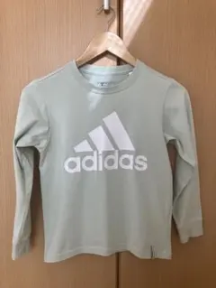 adidas ライトグリーン 長袖140