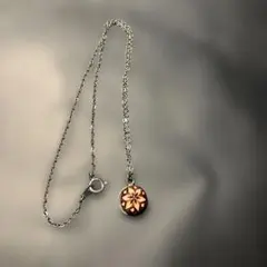 星型ペンダントのシルバーネックレス