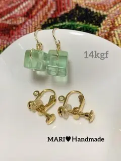 14kgf ピアスまたはイヤリング♥︎フローライトキューブ