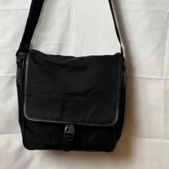 PRADAナイロン×サフィアーノレザー フラップショルダーバッグメッセンジャーのサムネイル