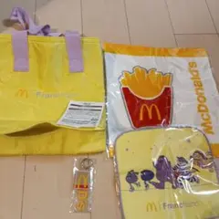 マクドナルド 保冷トートバッグ　タオル　キーホルダー　グッズセット