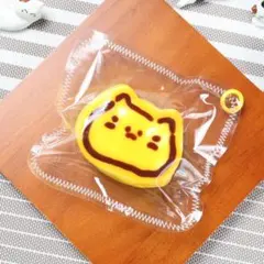 スクイーズ水感 ストレス解消 ねこクリームサンドパン　もちもち 低反発プレゼント