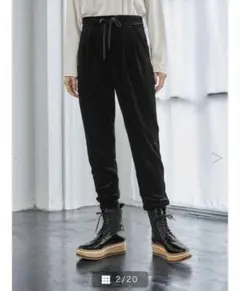 スタイルデリ【Made in JAPAN】ベロアリラックスタックパンツ　黒M01