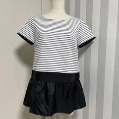 クイーンズコート トップス ブラウス カットソー黒 サテン フリルのサムネイル