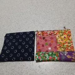 ネイビーとカラフルなパッチワークポーチ2個セット　12cmファスナーハンドメイド