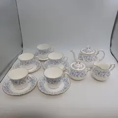ロイヤルアルバート メモリーレーン ティーセット 6客 大皿 ロイヤルアルバート メモリーレーン ティーセット 6客 大皿 - メルカリ