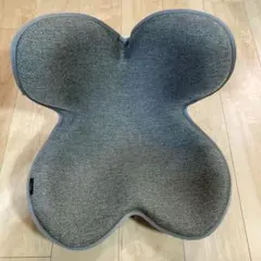 Item thumbnail for item c8cdc1ba-70f4-41e9-b8eb-3eb59bc41ffd