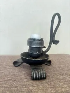 アンティーク　持ち手付き燭台　キャンドルホルダー　キャンドル台　アイアン