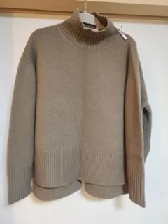 green label relaxing スリット入りニットレディース