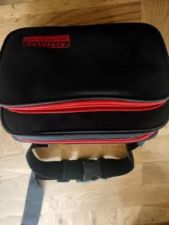 Item thumbnail for item 72e0cf53-299f-4603-8951-f9ce813ccb41