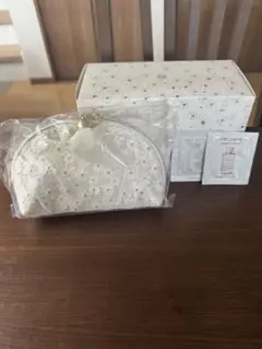 コスメデコルテクリスマスコフレ2024 花柄刺繍ポーチ ホワイト