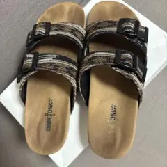 MINNETONKA ダブルベルト サンダル ネイティブ柄のサムネイル