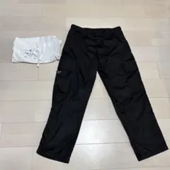 プラダ カーゴパンツ 黒 サイドポケット付き プラダ カーゴパンツ 黒 サイドポケット付き プラダ カーゴ