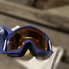 Oakley レッドゴーグル 収納袋付き - メルカリ