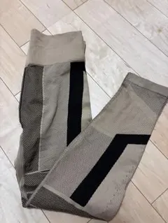 スポーツインナー