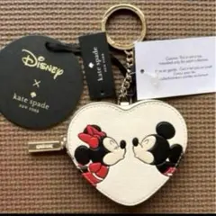 Item thumbnail for item 7efc6382-a97c-49e2-996e-a65e398d5a4a