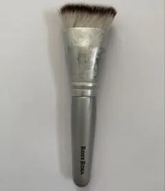 로시로사 로지 로사 파운데이션 브러쉬 멀티 파운데이션
