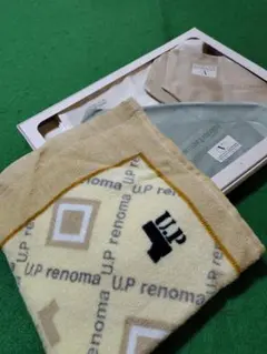 格安 バレンチノハンカチ 3枚とrenoma タオルハンカチ 1枚 新品未使用