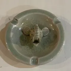 ゾウの灰皿のサムネイル