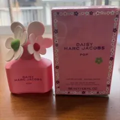 お値下げしました‼️MARC JACOBS DAISY POP 香水 50mlのサムネイル