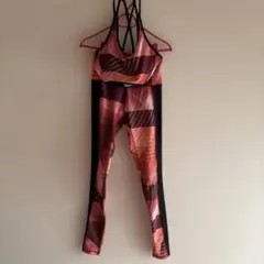 リーボックヨガウェアM