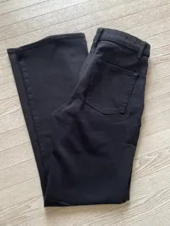 ユニクロ「スリムフレアトラウザージーンズ」 定価¥4,990