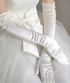 【最終値下げ】サテンルーシュデザインロンググローブ