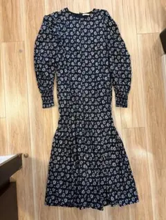【美品】ヌキテパ　小花柄　オールインワン　Mサイズ 美品】ヌキテパ 小花柄 オールインワン Mサイズ - メルカリ