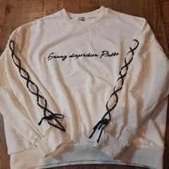 ピンクラテ トレーナー M　165 女の子　白　ホワイト