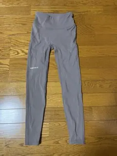 XEXYMIXグレー レギンス　ヨガパンツ