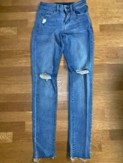 スキニーデニム ダメージジーンズ