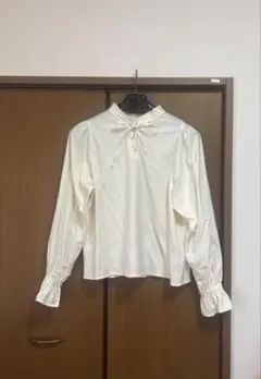 Heather 2WAYハイネックフリルブラウス