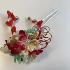 髪飾り レディース つまみ細工　入学式　卒業式 結婚式 和装小物 和雑貨